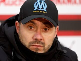Lens vs om