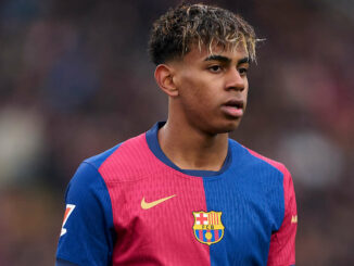 Joueur en maillot du FC Barcelone.