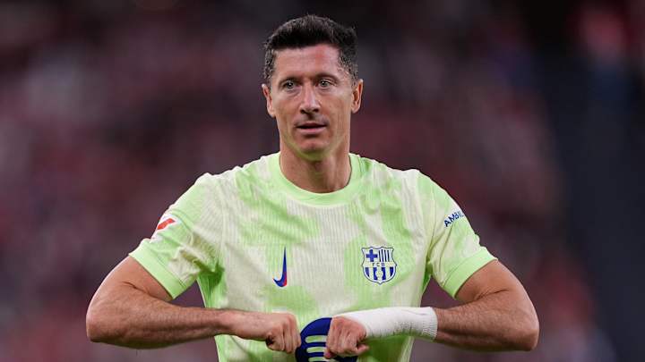 robert lewandowski,robert lewandowski stats,robert lewandowski barcelone