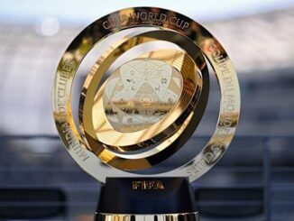 Trophée de la Coupe du Monde des Clubs FIFA.