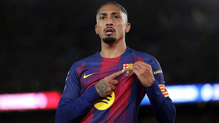 Raphinha et Deco pour un départ du FC Barcelone