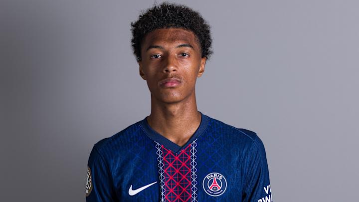 noham kamara,noham kamara psg,noham kamara transfermarkt,noham kamara transfert lyon