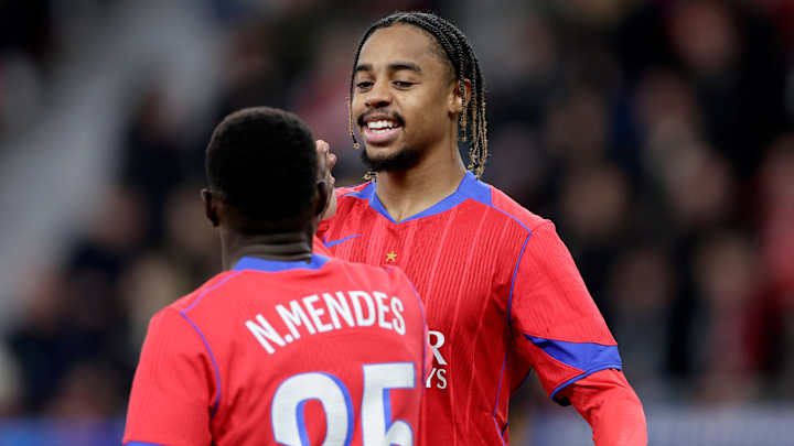 PSG : Nuno Mendes tacle Barcola sur Twitch