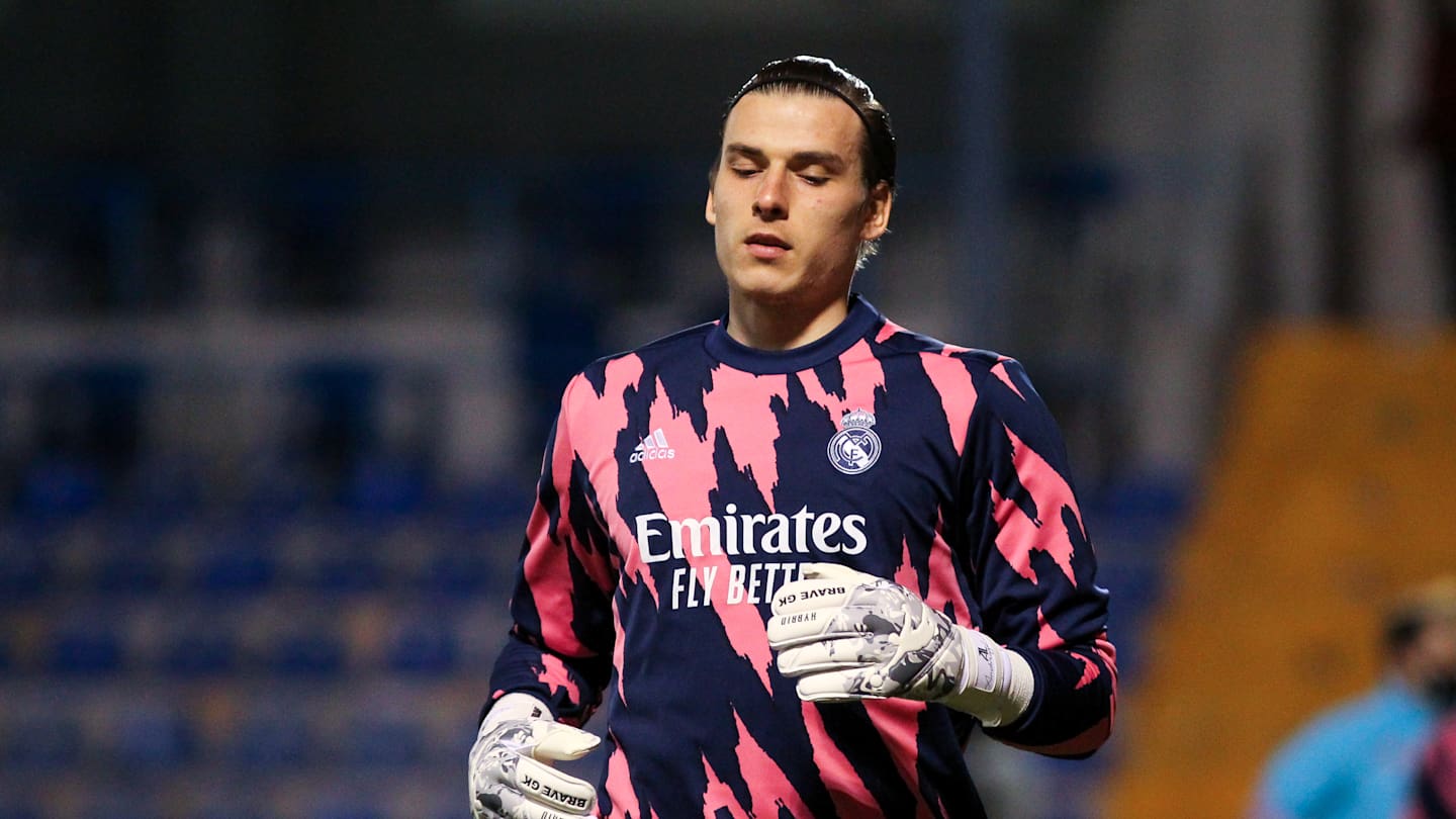 Real Madrid : Lunin remplace Courtois blessé