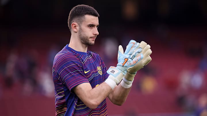Garcia salue Courtois avant Barça-Real