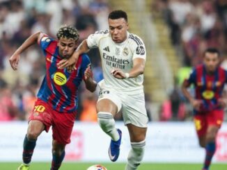 Duel entre deux footballeurs lors d’un match