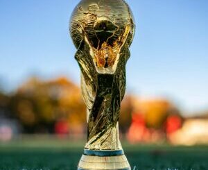 Trophée de la Coupe du Monde sur pelouse